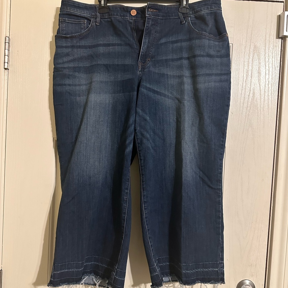 EVRI Dark Blue Ankle Jeans